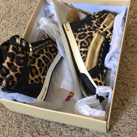 Michael Kors high top - Picture 3 of 3